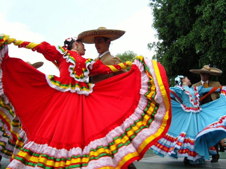 Traditional Folklorico dance performed at the House of Mexico in Balboa Park(Credit: Diego on a Dime)