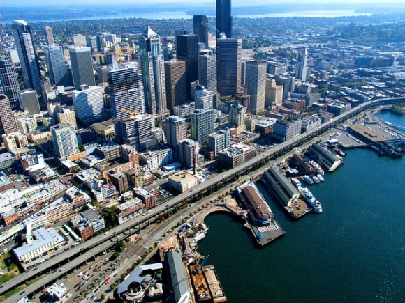 A view of the current State Route 99 Alaskan Way Viaduct double-deck highway through downtown, which will be replaced with a bored tunnel. (Credit: Washington State Department of Transportation)
